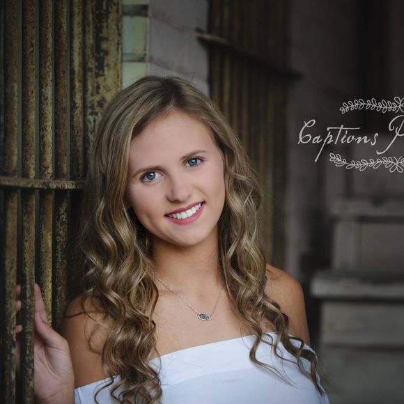 Meet your Posher, Gracie - Picture 1 of 1